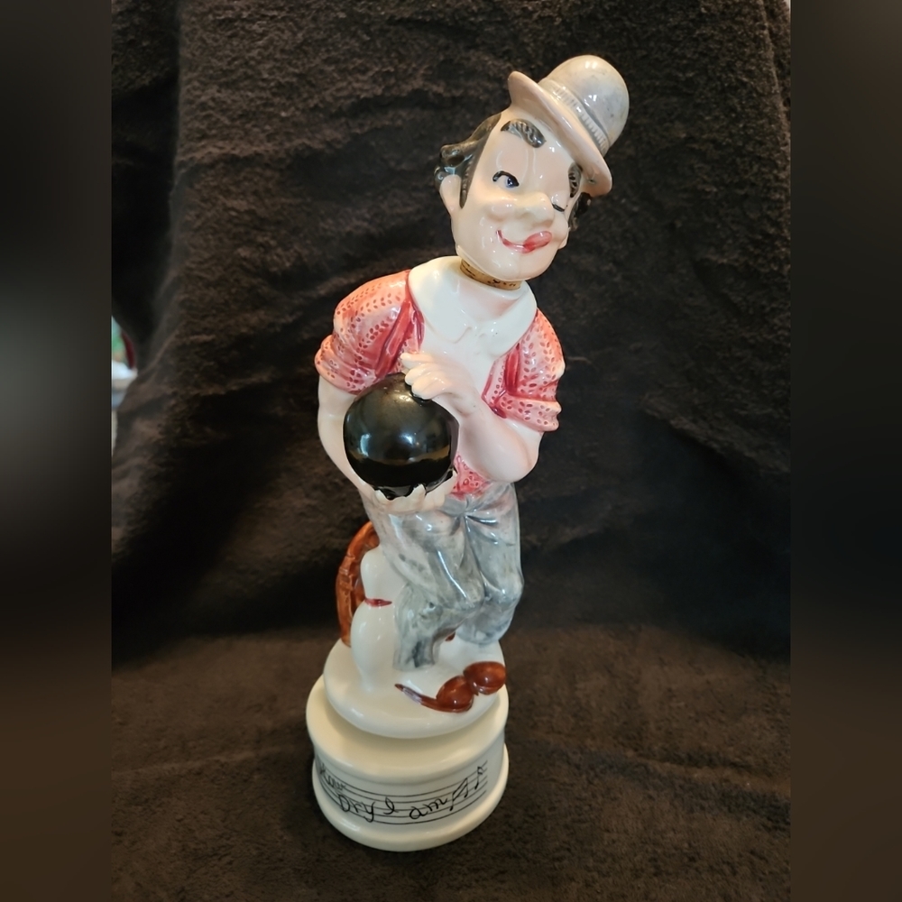 13" Vintage Musical Decanter with Drunk Bowler Bowling Ball Theme "How Dry I Am"